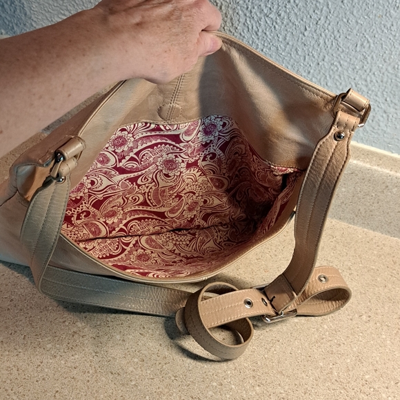 Hobo Original Leather Crossbody Bag - Picture 3 of 10